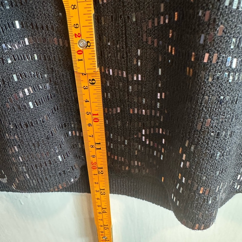 St. John Women's Black Sequined Tank Top Size S - Picture 7 of 7